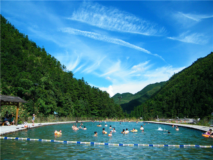 嬉水池